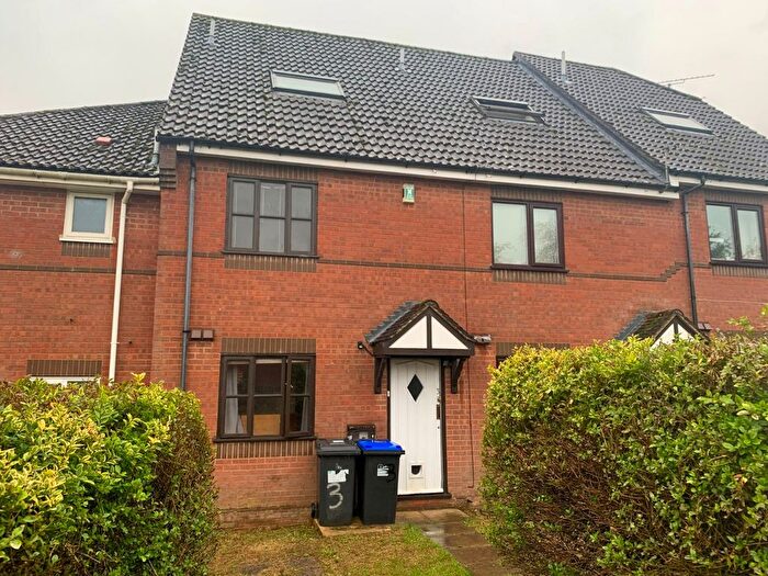 2 Bedroom Maisonette To Rent In Cook Close, Ashby Fields, Daventry, Northamptonshire, NN11