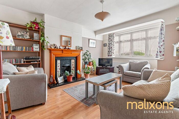 4 Bedroom End Terrace House For Sale In Commonside East, Mitcham, CR4