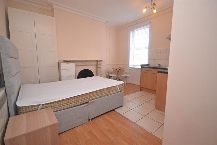 Studio To Rent In Oxford Road, Reading, Berkshire, RG1