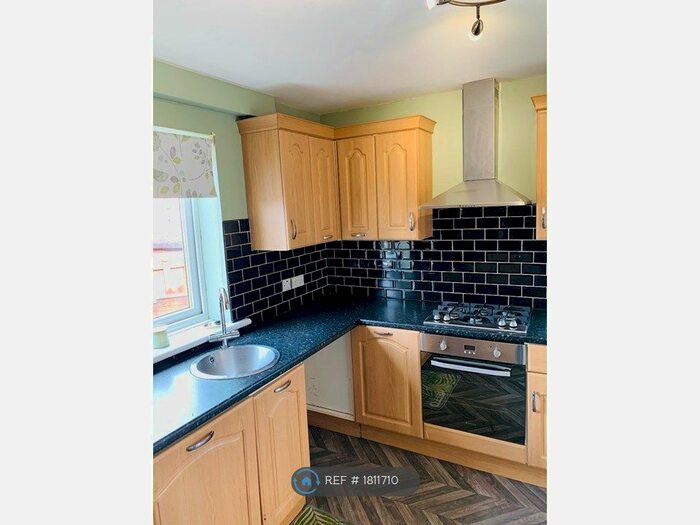 2 Bedroom Semi-Detached House To Rent In Elmwood Road, Methil, Leven, KY8