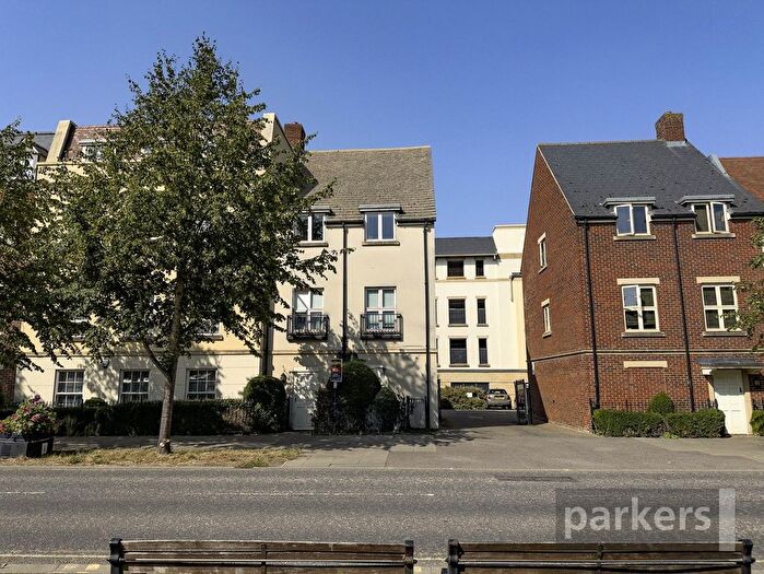 2 Bedroom Flat For Sale In Welch Way, Witney, Oxfordshire, OX28
