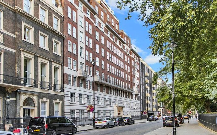 2 Bedroom Flat To Rent In Portman Square, London, W1H