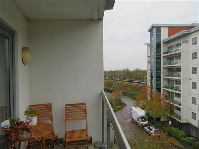 1 Bedroom Flat To Rent In Lonsdale, Wolverton, Milton Keynes, MK12