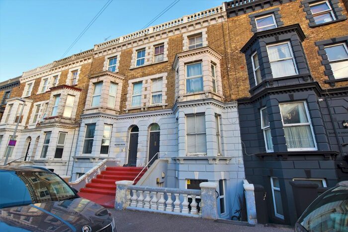 2 Bedroom Flat To Rent In Edgar Road, Cliftonville, Margate, CT9
