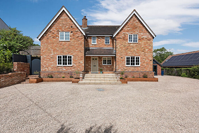 5 Bedroom Detached House For Sale In Church Road, Molesworth, Cambridgeshire, PE28
