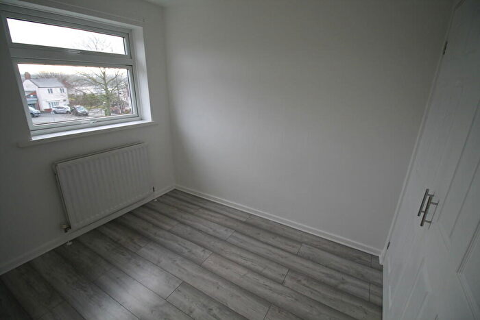 3 Bedroom End Of Terrace House For Sale In Helmsley Close, Penshaw, Houghton Le Spring, DH4