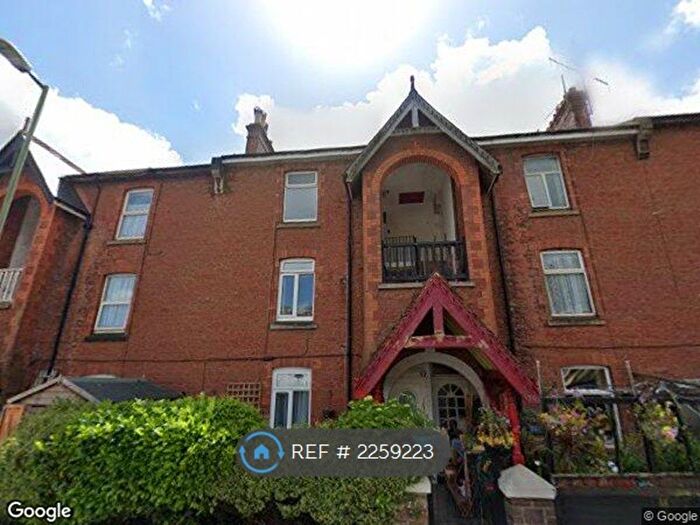 2 Bedroom Flat To Rent In Totnes Road, Paignton, TQ3