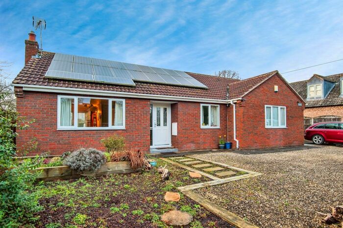 3 Bedroom Detached Bungalow For Sale In Broad Lane, Sykehouse, Goole, DN14