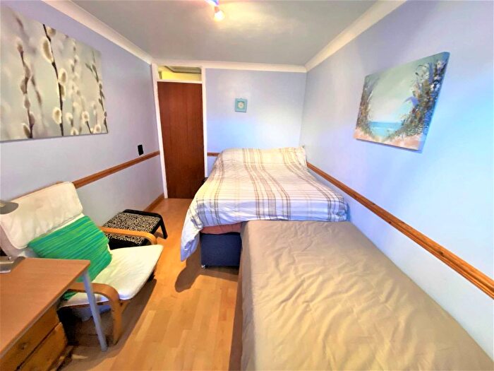 3 Bedroom Terraced House For Sale In Linton Gardens, Beckton, E6