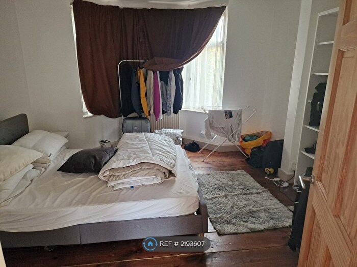 1 Bedroom Maisonette To Rent In Weston Road, Guildford, GU2