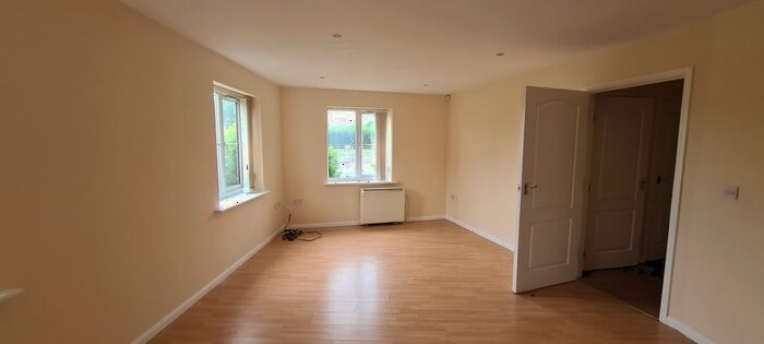 2 Bedroom Flat To Rent In Queens Court, Warren Road, Hartlepool, TS24