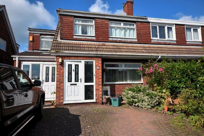 3 Bedroom House To Rent In Hope Farm Road, Great Sutton, Ellesmere Port, CH66