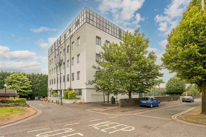 1 Bedroom Apartment To Rent In Oak Court, Dudley Road, DY5
