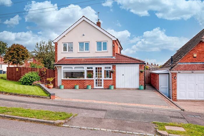 3 Bedroom Detached House For Sale In Clent Road, Rednal, B45