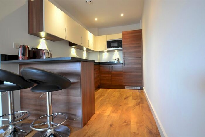 1 Bedroom Flat To Rent In Arlington House, West Drayton, UB7