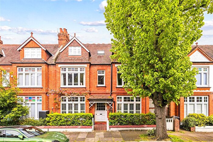 5 Bedroom Semi Detached House For Sale In Lonsdale Road, Bedford Park, Chiswick, London, W4