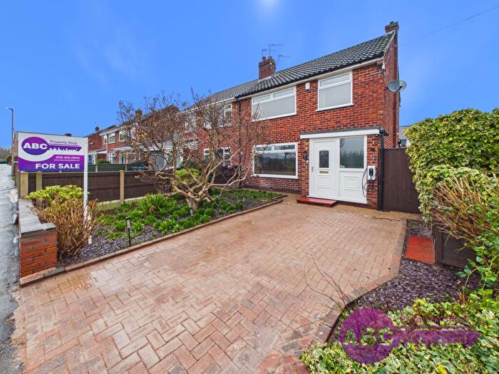 3 Bedroom Semi Detached House For Sale In Woodsome Drive, Whitby, Ellesmere Port, CH65