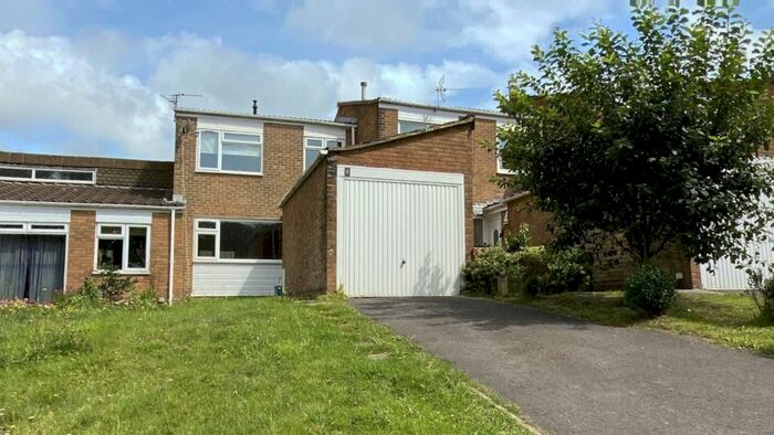 3 Bedroom Property To Rent In Maple Avenue, Bulwark, Chepstow, NP16