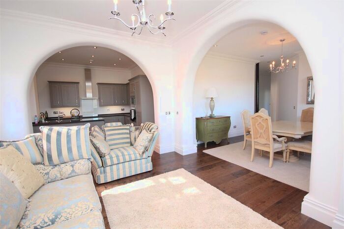 2 Bedroom Flat To Rent In Luxury Apartment, Mint Drive, Jewellery Quarter, B18