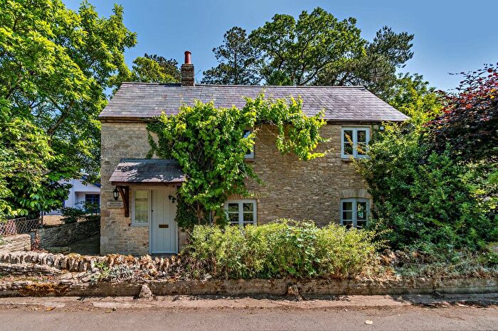 3 Bedroom Semi-Detached House For Sale In Mill Lane, Alvescot, Bampton, Oxfordshire, OX18