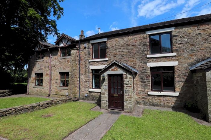 3 Bedroom Cottage To Rent In Bentley Fold Cottages, High Street, Bury, BL8