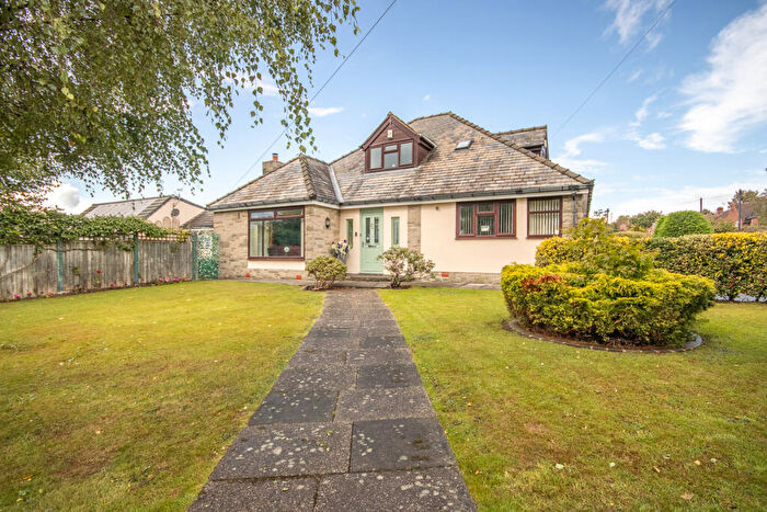 4 Bedroom Detached House For Sale In Woodlands Road, Allestree, DE22