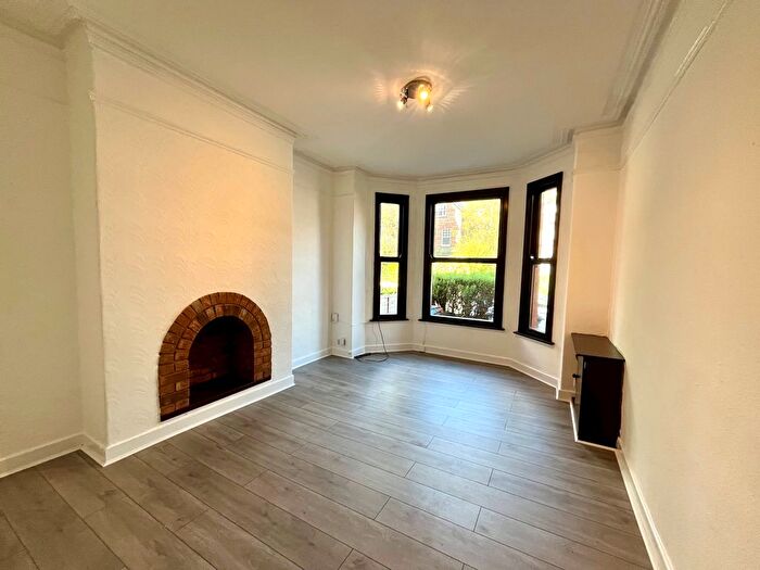 1 Bedroom Property To Rent In Burton Road, Manchester, M20