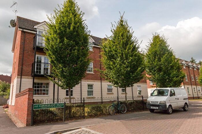 2 Bedroom Flat To Rent In Mandarin Way, Newbury, RG14