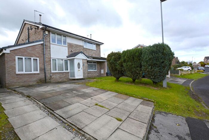 2 Bedroom Semi Detached House For Sale In Broadhurst, Denton, M34