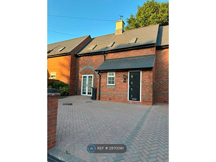 3 Bedroom Terraced House To Rent In Hall Lane, Walsall, WS9