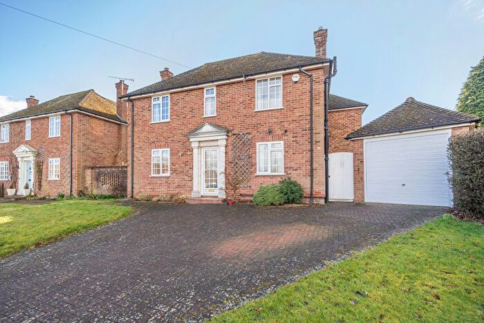 5 Bedroom Property To Rent In Walker Road, Maidenhead, SL6