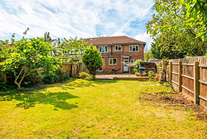 5 Bedroom Semi-Detached House For Sale In Sherwood Avenue, St. Albans, Hertfordshire, AL4