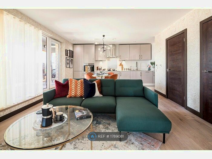 1 Bedroom Flat To Rent In Chiltern Court, Watford, WD24