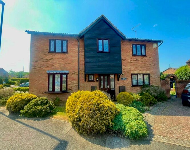 4 Bedroom End Of Terrace House To Rent In Vienne Close, Duston, Northampton, NN5