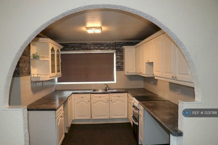 3 Bedroom Terraced House To Rent In Shiredale Drive, Manchester, M9