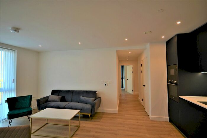 2 Bedroom Flat To Rent In Beresford Avenue, Wembley, HA0