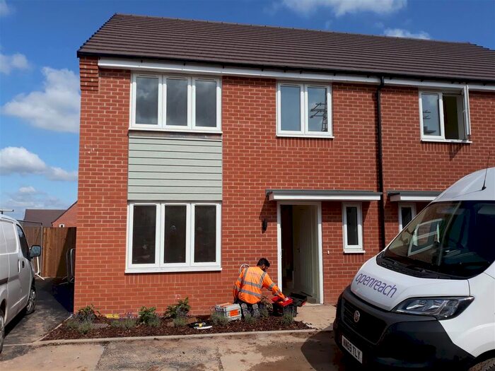 4 Bedroom Property To Rent In Pelican View, Coventry, CV2