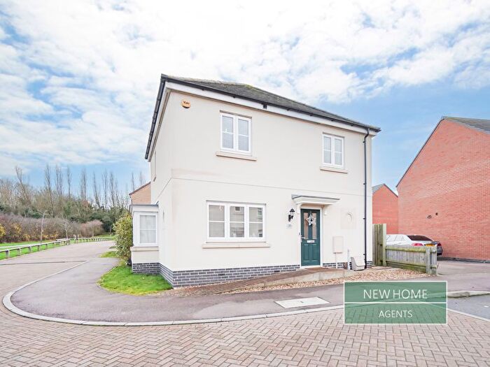 3 Bedroom Detached House For Sale In Foxglove Avenue Thurnby, Leicester, LE7