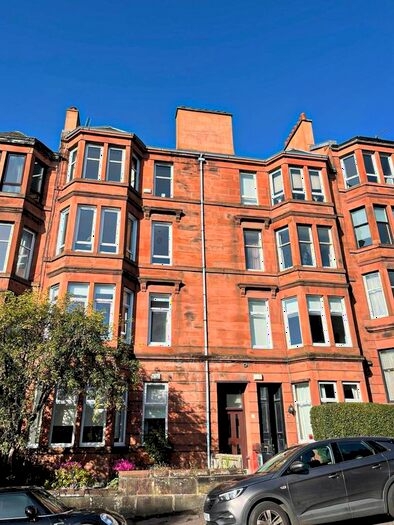 2 Bedroom Flat To Rent In Thornwood Drive, Glasgow, G11