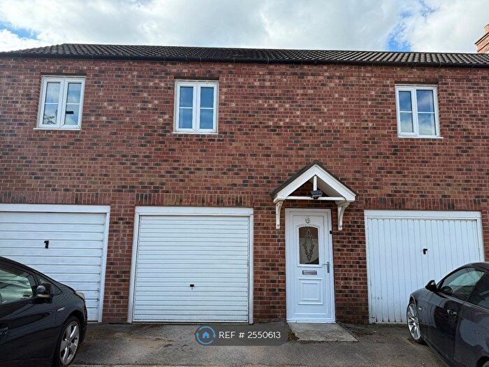 2 Bedroom Flat To Rent In Waltheof Road, Sheffield, S2