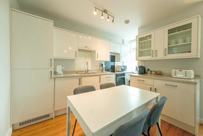 2 Bedroom Flat For Sale In Champion Court, Champion Square, Bristol, BS2