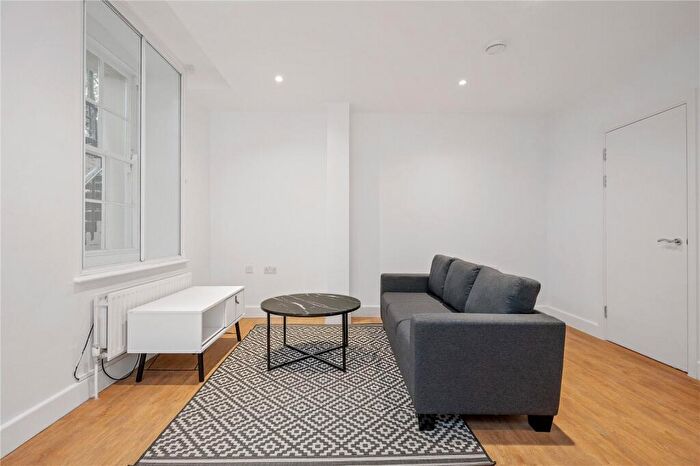 1 Bedroom Apartment To Rent In St Mark's Apartments, City Road, London, EC1V