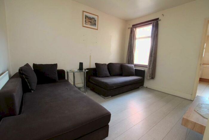 4 Bedroom Terraced House To Rent In Audley Street, Reading, RG30