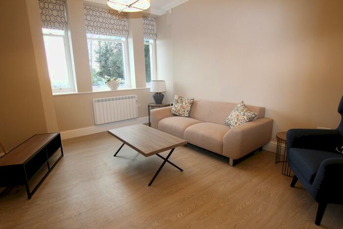 1 Bedroom Flat To Rent In Clinton House, Clinton Terrace, The Park, NG7