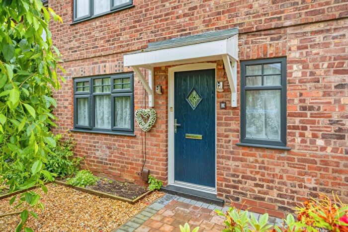 3 Bedroom Semi-Detached House For Sale In Victory Road, Cadishead, Manchester, Greater Manchester, M44