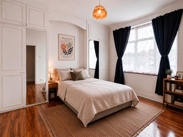3 Bedroom House To Rent In Arnos Grove, , Brunswick Park Road, N11