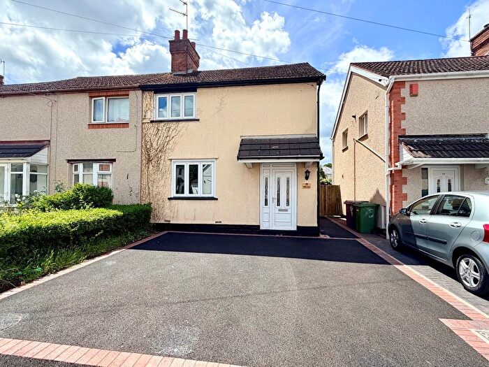 3 Bedroom Semi Detached House For Sale In Hughes Avenue, Bradmore, Wolverhampton, WV3