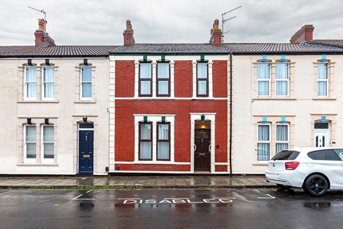 3 Bedroom Terraced House For Sale In Walton Road, Shirehampton, Bristol, BS11