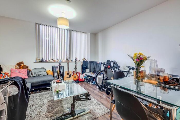 1 Bedroom Flat To Rent In Broadway Residences, Broad Street, Birmingham, B15