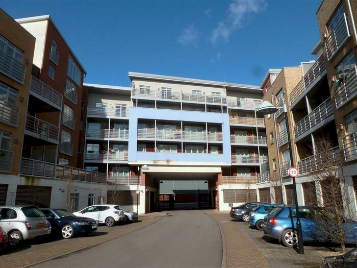 1 Bedroom Apartment To Rent In Kingfisher Meadow, Maidstone, ME16